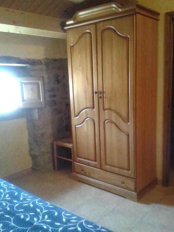 Casa Angrill Hotel Oliana Habitación foto